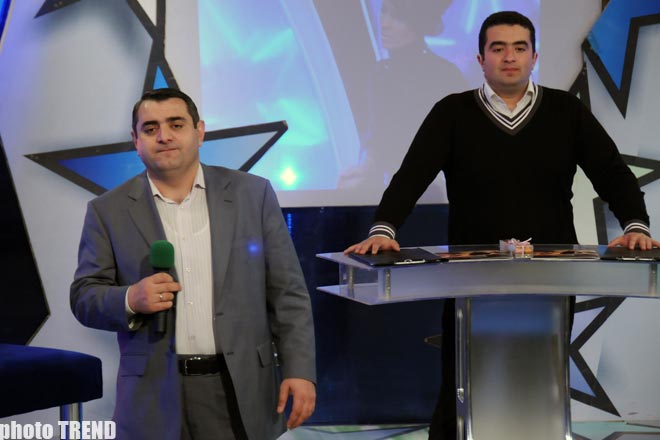 Азербайджанские исполнители забыли, как выглядят доллары (фотосессия)