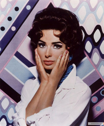 Топ-10 самых соблазнительных губ Голливуда (фотосессия)