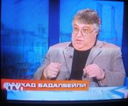 Народный артист СССР Фархад Бадалбейли прочел свои стихи в эфире нью-йоркского телеканала (фотосессия)