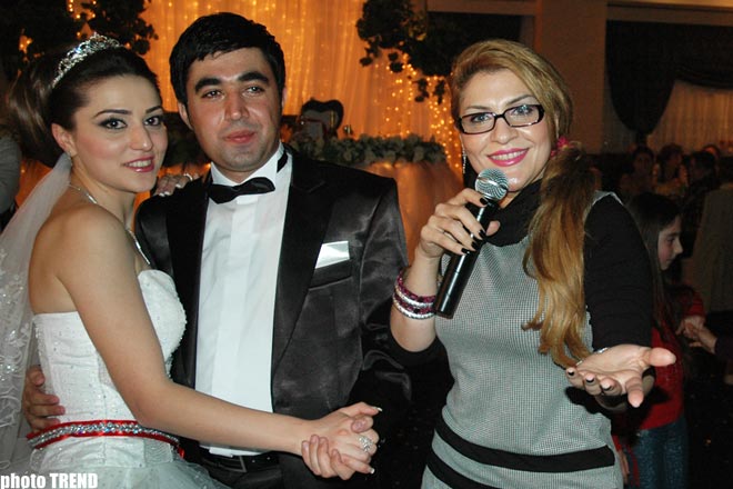 На свадьбе азербайджанского певца Вагифа Шихалиева была совершена провокация против певицы Хатун (фотосессия)