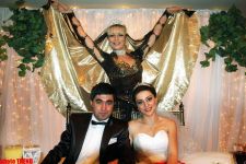 На свадьбе азербайджанского певца Вагифа Шихалиева была совершена провокация против певицы Хатун (фотосессия)