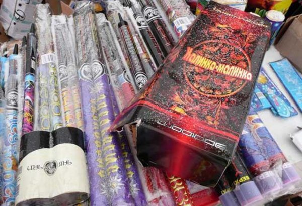 В Азербайджане усилят борьбу с продажей и использованием  запрещенной пиротехники