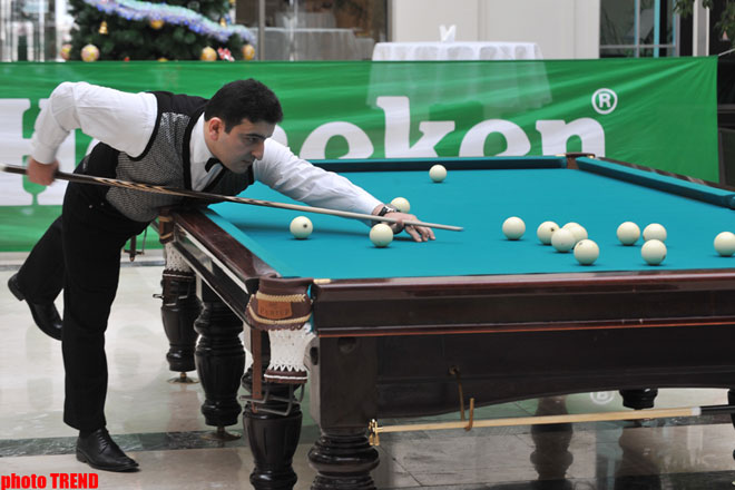 Пиво и бильярд – все, что нужно для чемпионата Азербайджана (фотосессия)