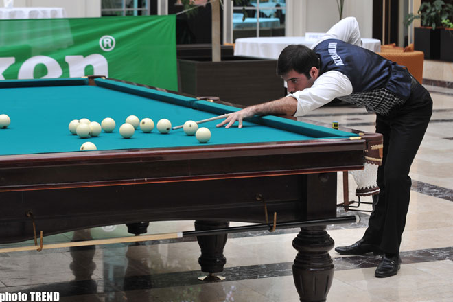 Пиво и бильярд – все, что нужно для чемпионата Азербайджана (фотосессия)