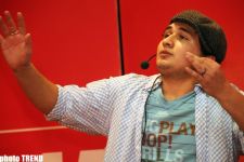 Крысу на Comedy.az проводили с вопросами от Бен Ладена под барабанный бой Мурада Дадашова (фотосессия)