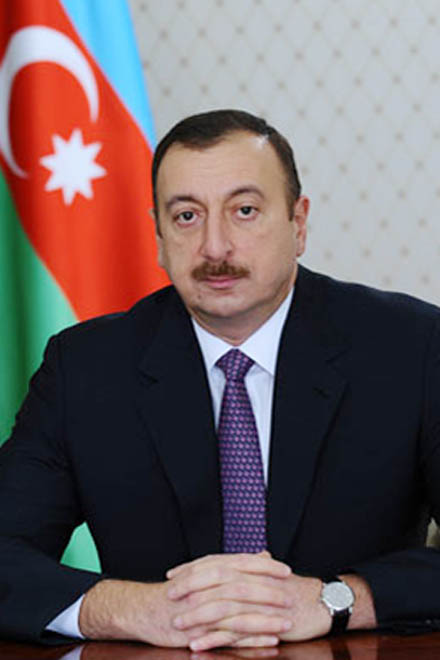Президент Азербайджана поздравил султана Брунея
