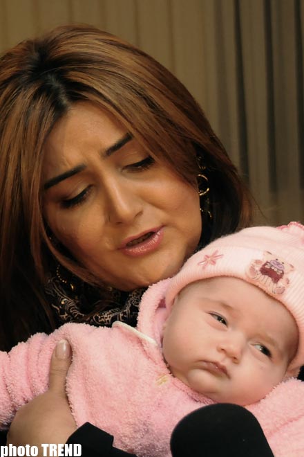 Азербайджанская певица Манана устроила "первый бал" для своей дочери (фотосессия)