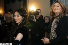 Азербайджанская певица Манана устроила "первый бал" для своей дочери (фотосессия)