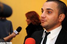 На дне рождения Айгюн Кязымовой, Рухангиз Аллахвердиева стала крокодилом Геной (видео - фотосессия)