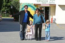 У Чарли Шина семейные проблемы?