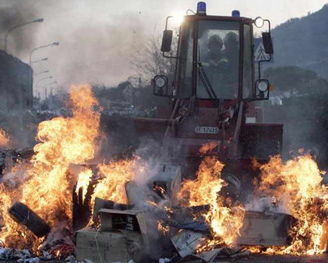 Противоречивые данные о фактах сжигания мусора в Баку