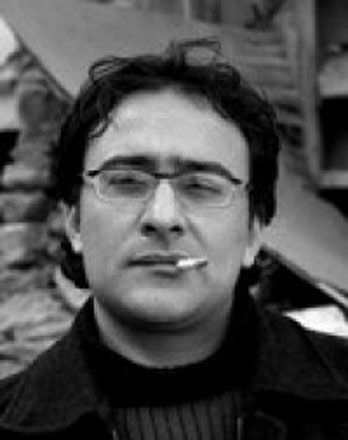 В Баку состоится очная ставка со скандально известным писателем