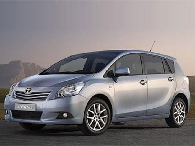 В Женеве дебютирует Toyota Corolla Verso нового поколения