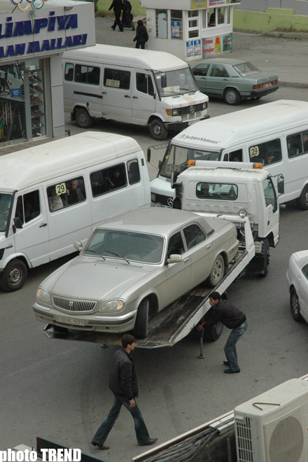 Ужесточение штрафных функций решит извечную проблему автомобилистов и пешеходов Баку