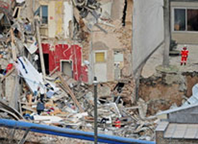 В Баку будут переселены жители четырех аварийных зданий