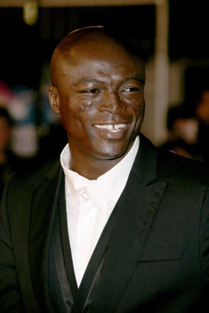 Дефекты, которые уродуют голливудских звезд (фотосессия)