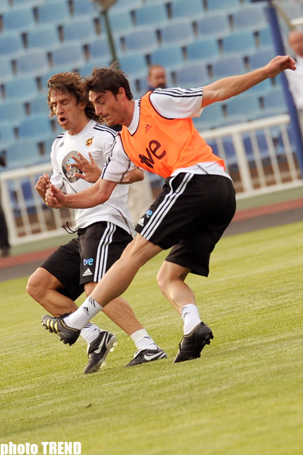 Сборная Испания по футболу перед игрой со сборной Азербайджана (фотосессия)