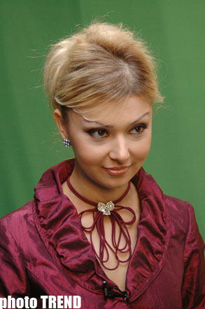 ТОП -10 азербайджанских телеведущих-женщин (фотосессия)