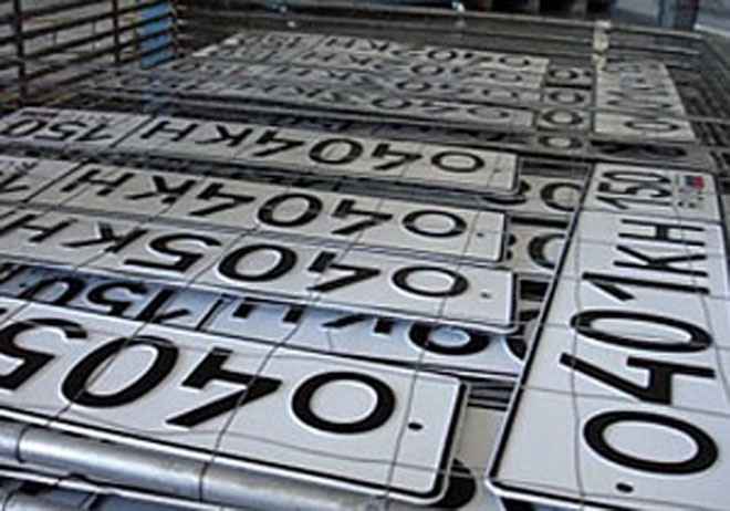 "Блатные" номера – символ тщеславия и вседозволенности на дорогах Баку