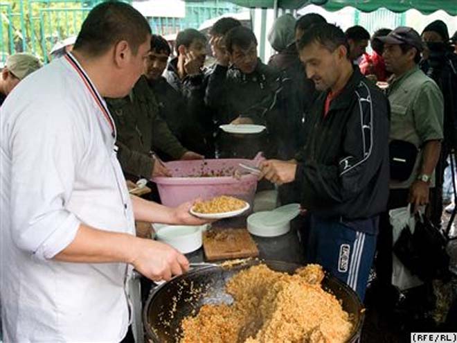 Кто в России важнее - Тельман Исмаилов или Зарах Илиев?