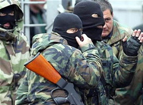 Три военнослужащих погибли и один ранен в результате двух взрывов в Чечне