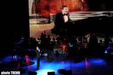 Потрясающее шоу Эмина Агаларова в Баку!