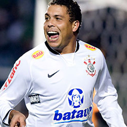 Бразильский футболист Роналдо сделал липосакцию живота