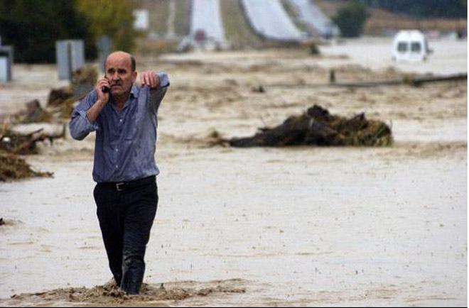 Жертвами селя в Стамбуле стали 31 человек (ОБНОВЛЕНО-2)