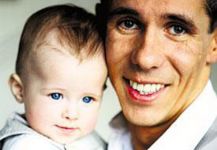 Актер Алексей Панин объявлен в розыск