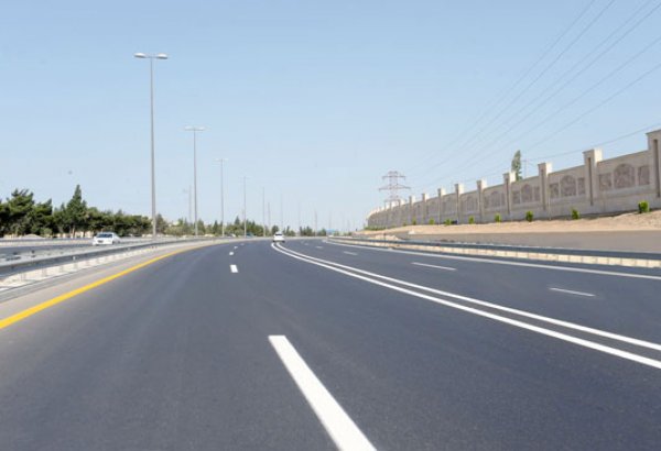 В Баку будет ограничено движение на части аэропортовского шоссе