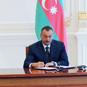 Президент Азербайджана подписал распоряжение об усилении деятельности и улучшении материального обеспечения Совета ветеранов войны, труда, вооруженных сил и правоохранительных органов