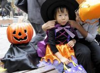 Как празднуют Хэллоуин в разных странах (фотосессия)