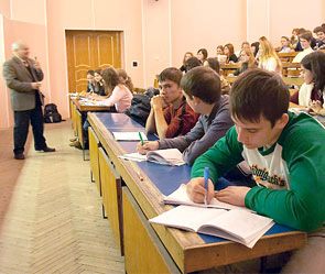 Изменение в Налоговый кодекс не повлияет на плату за обучение в вузах Азербайджана