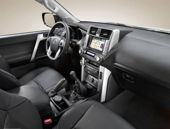 Новое поколение Toyota Land Cruiser Prado в Баку (фотосессия)