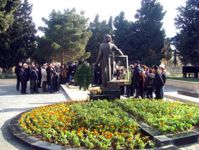 Столетие великого азербайджанского художника отметили в его поселке (фотосессия)
