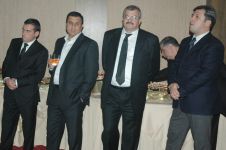 Такого Баку еще не видел! Супер золотая презентация DeLafée: Натаван Хабиби стала лицом компании (фотосессия)