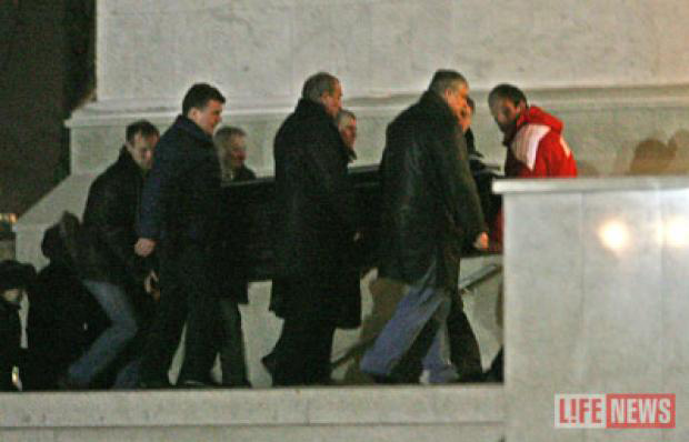 Владимира Турчинского хоронят в закрытом гробу (фотосессия)