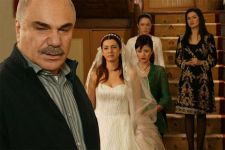 Обновленный турецкий сериал "Листопад"  возвращается на экраны (фотосессия)