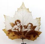 Шедевры на древесных листьях (фотосессия)