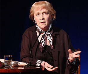 Врачи борются за жизнь народной артистки России Лилии Толмачевой