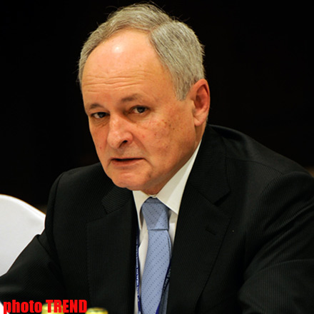 В Азербайджане в зоне стихийного бедствия не выявлено фактов вирусных заболеваний - министр