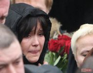 Неизвестные похитили с могилы Анны Самохиной ее фотографию