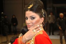 Певица Алмаз Алексерова и журналист выиграли за пять манатов ценный приз в 500 манатов (фотосессия)