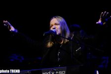 Как Владимир Пресняков и Наталья Подольская с триумфом брали Баку (фотосессия)