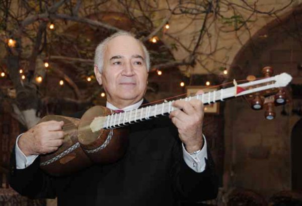 "Ты что! В райком с таром нельзя идти": Лицом к лицу с Рамизом Гулиевым – юбилей