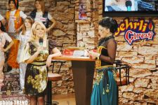 Однофамильцы Мамедовы - певица Лала и телеведущая Гюльнара - раздали подарки из "Волшебной лампы" (фотосессия)