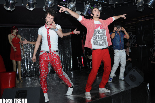 Любовь группы "Next" и "скидка" Эльнары (фотосессия)