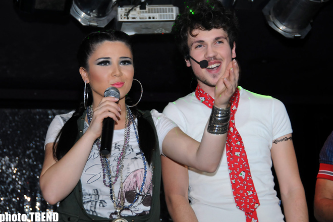 Любовь группы "Next" и "скидка" Эльнары (фотосессия)