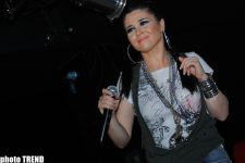 Любовь группы "Next" и "скидка" Эльнары (фотосессия)