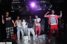 Любовь группы "Next" и "скидка" Эльнары (фотосессия)